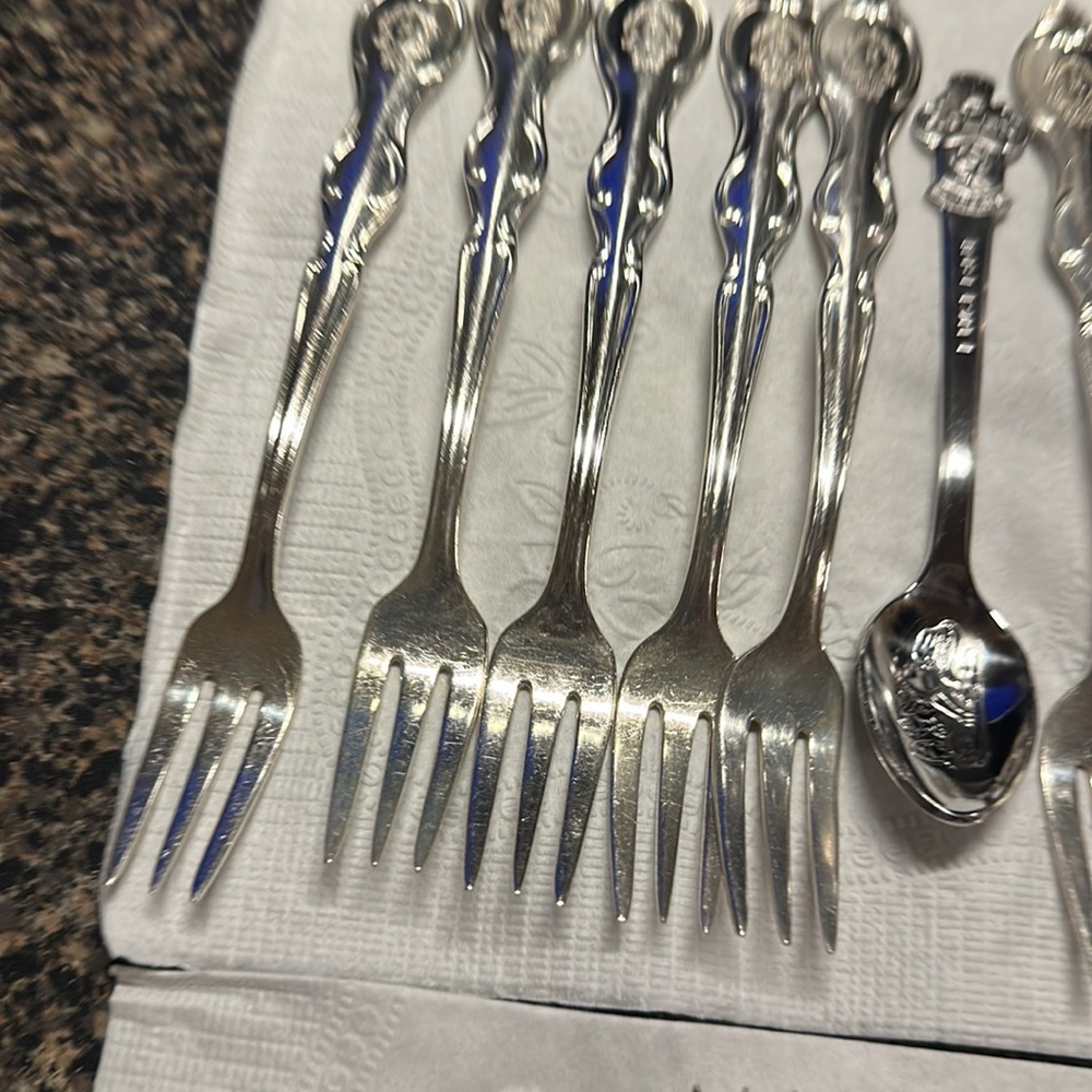 Rolex Forks and silverware set over 8 pounds of sterling silver - Picture 14 of 16